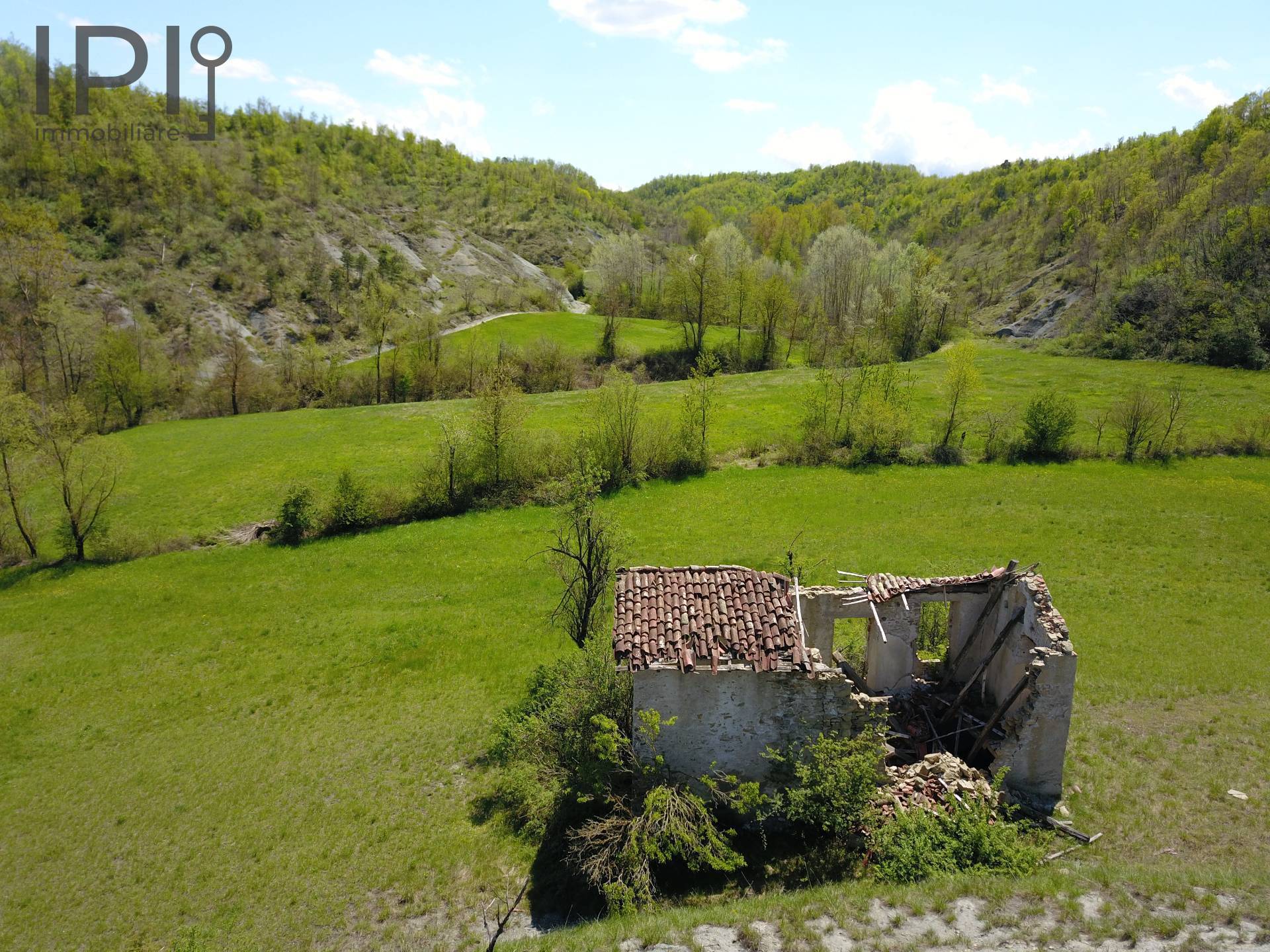 Casa Rustica in vendita a Pareto
