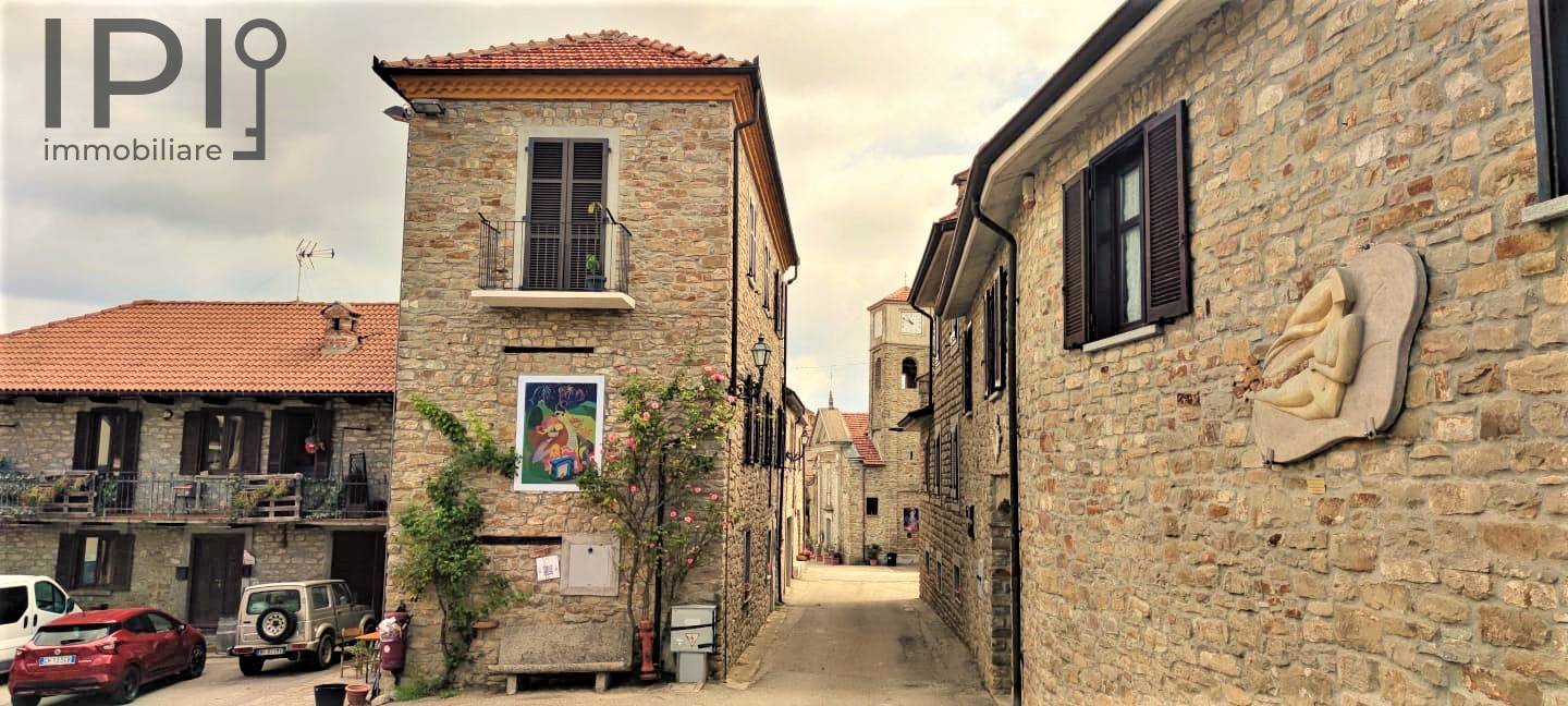 Casa - Semindipendente in vendita a Bergolo