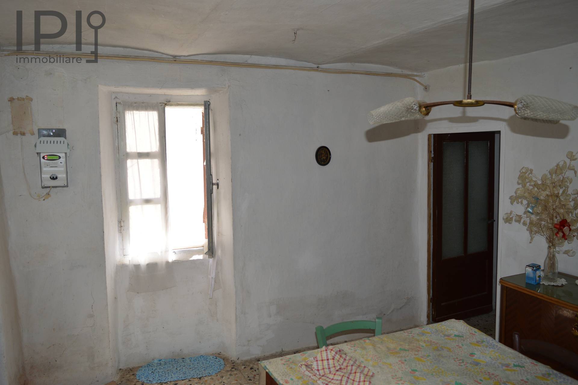 Casa Rustica - Semindipendente in vendita a Spigno Monferrato