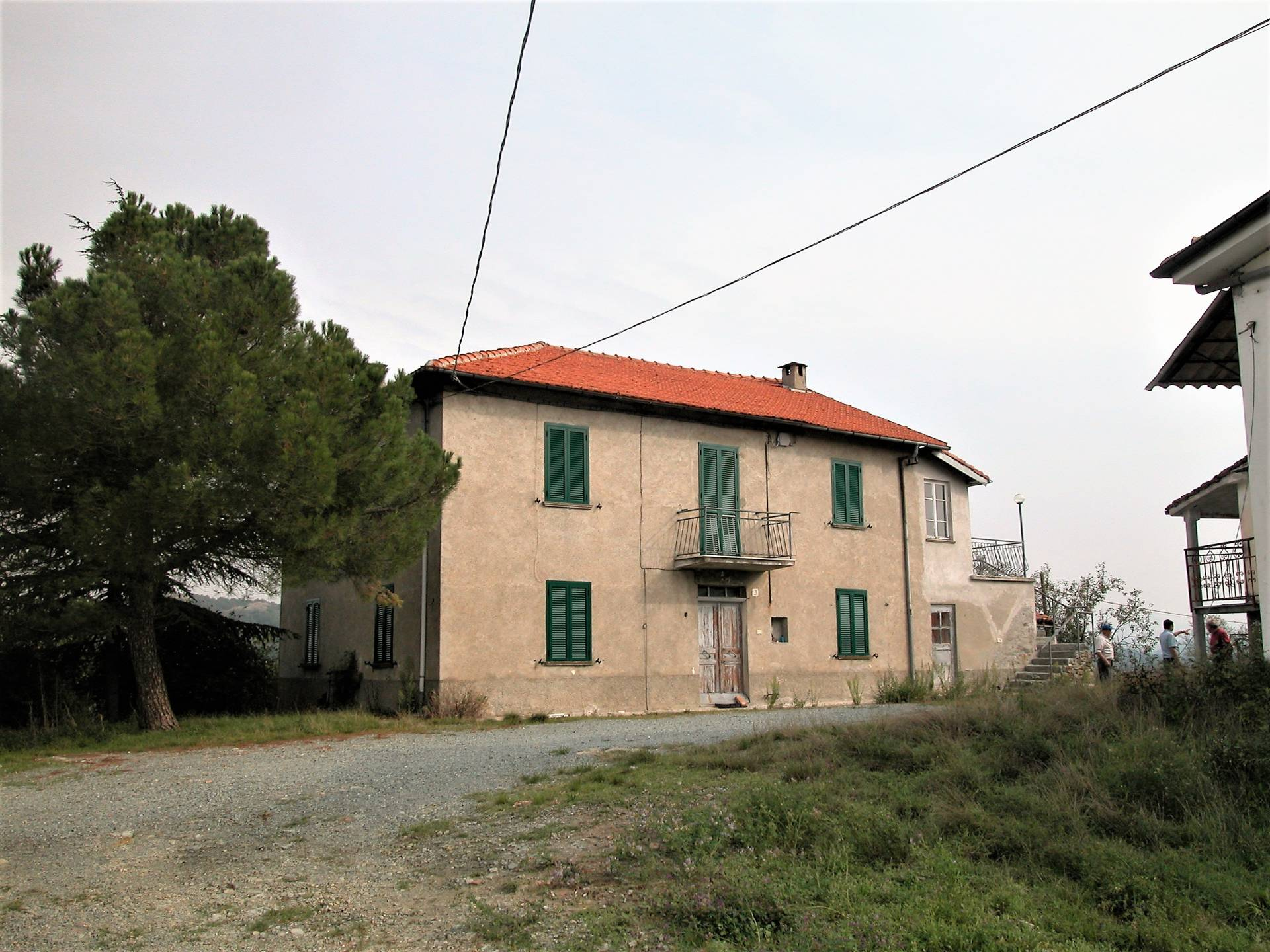 Cascinale / Podere in vendita a Pareto