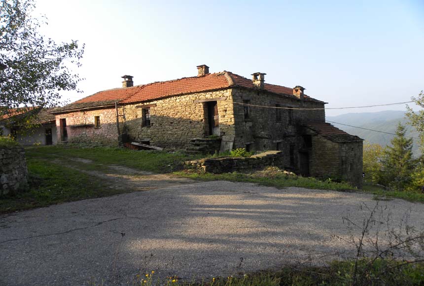Casa Rustica in vendita a Cortemilia