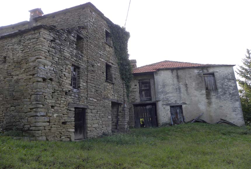 Casa Rustica in vendita a Cortemilia