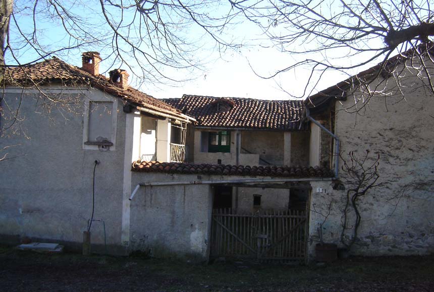 Cascinale / Podere in vendita a Piana Crixia