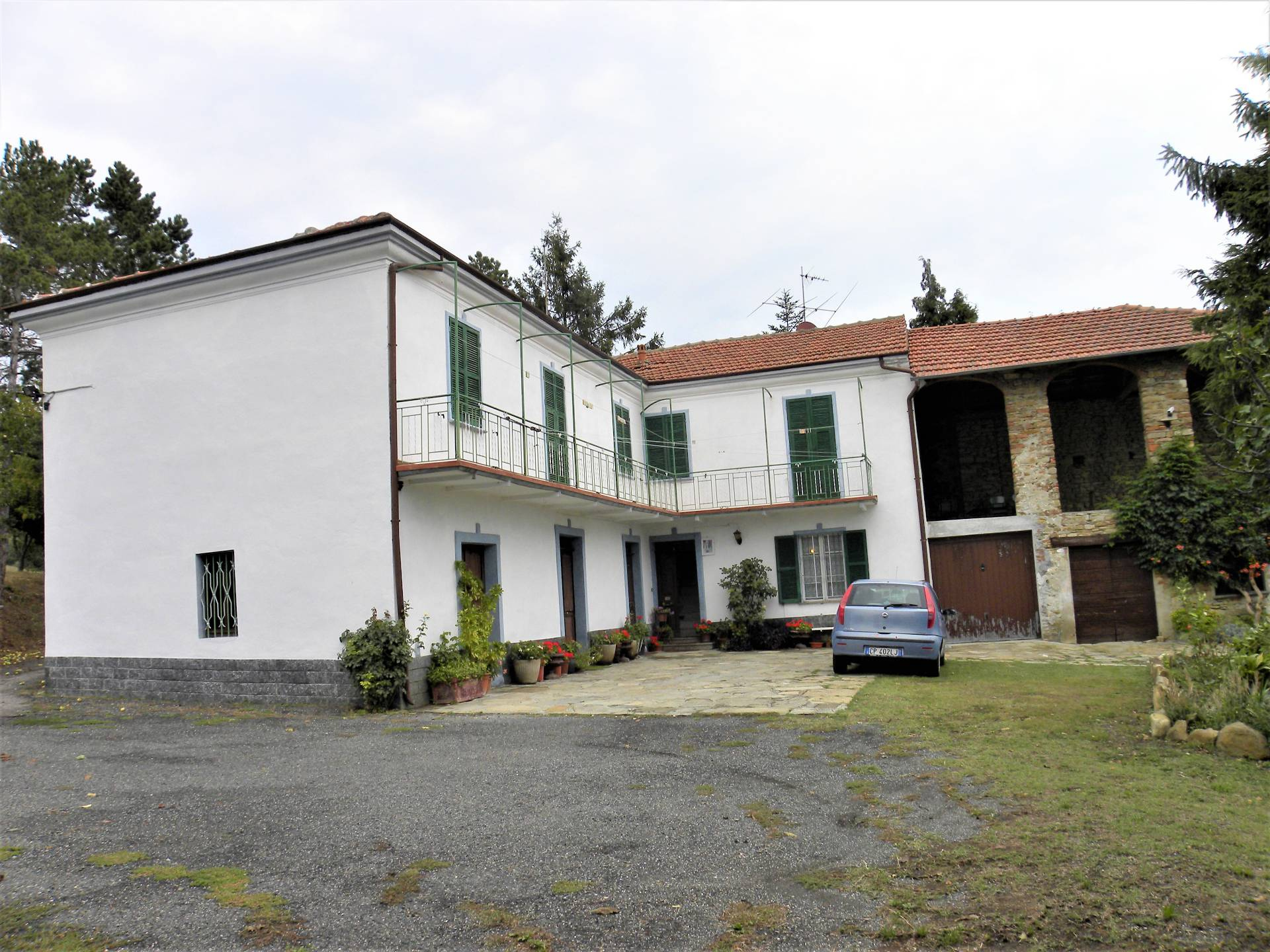 Cascinale / Podere in vendita a Denice