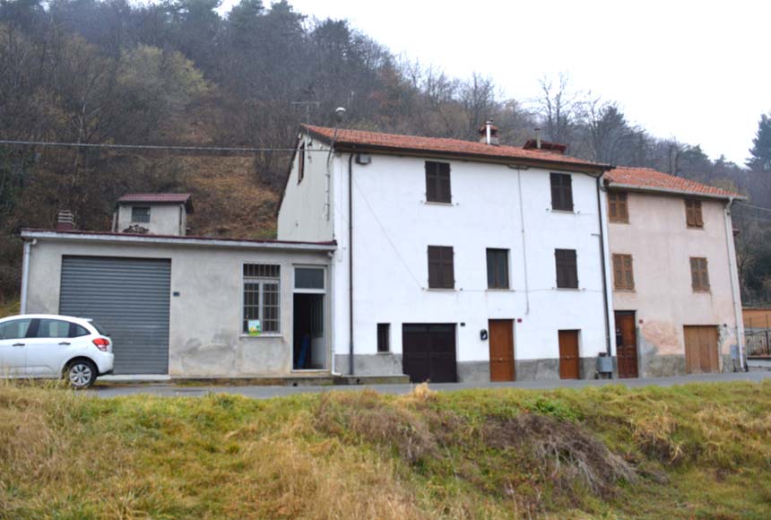 Casa - Semindipendente in vendita a Mallare
