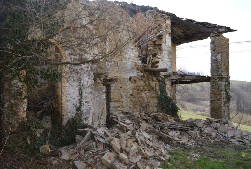 Casa Rustica in vendita a Mombarcaro