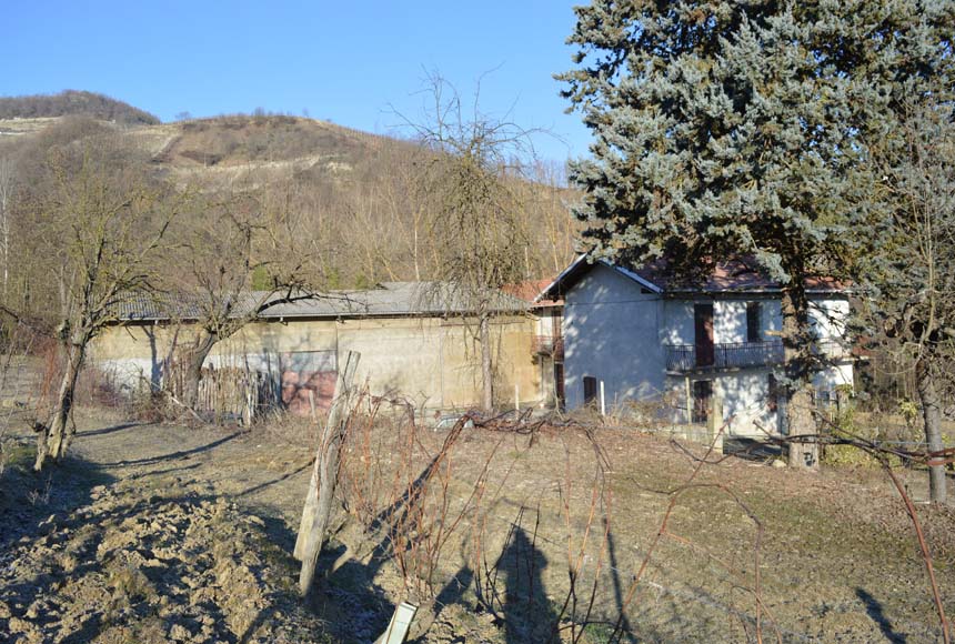 Cascinale / Podere in vendita a Loazzolo