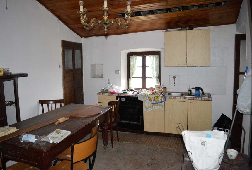 Cascinale / Podere in vendita a Cairo Montenotte