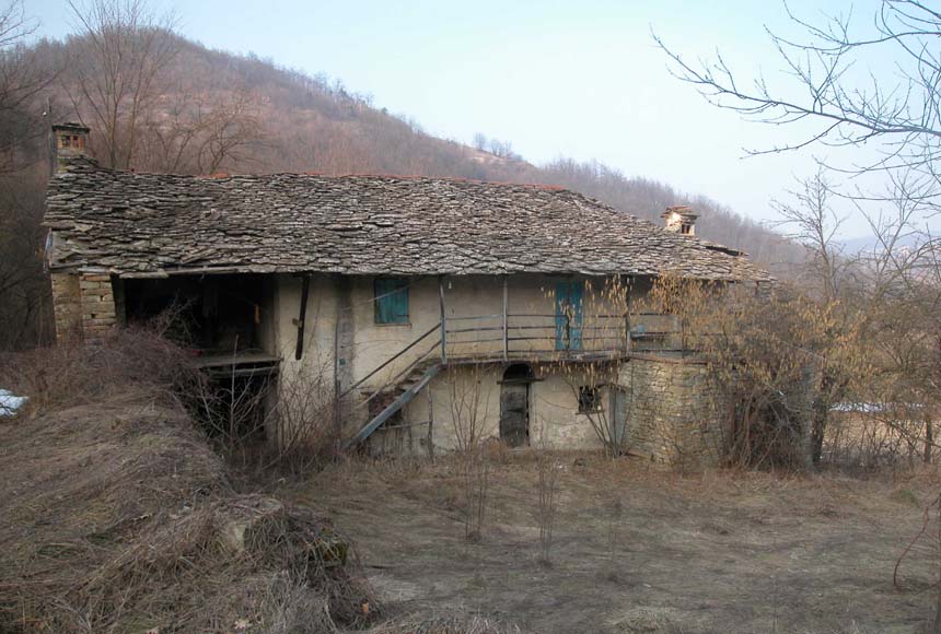 Casa Rustica in vendita a Mombarcaro