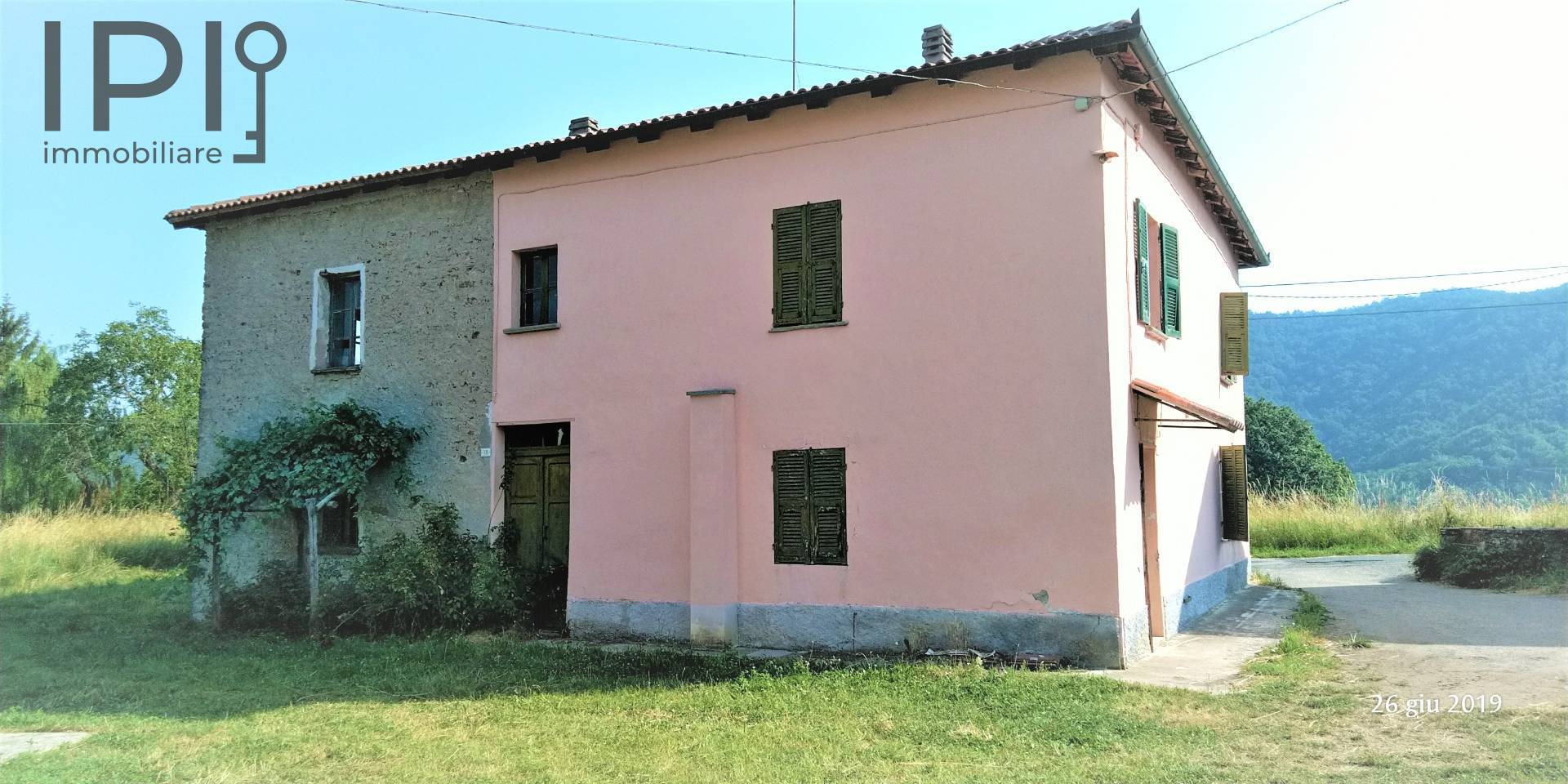 Cascinale / Podere in vendita a Pezzolo Valle Uzzone, Todocco