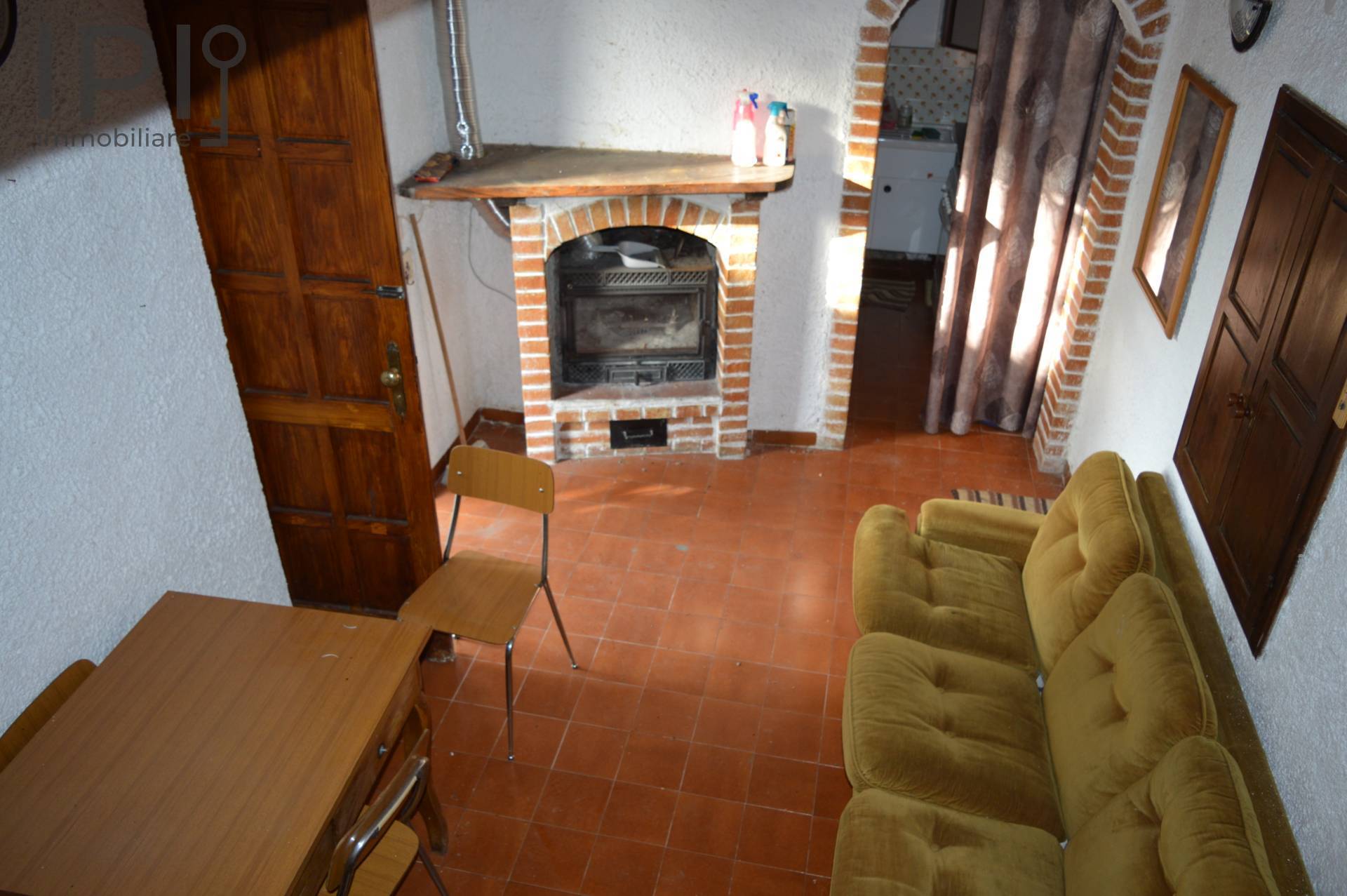 Casa in vendita a Piana Crixia, Villa