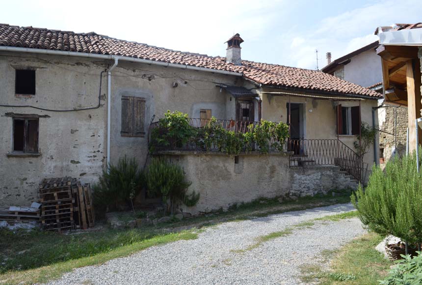 Casa - Semindipendente in vendita a Cairo Montenotte, Carnovale