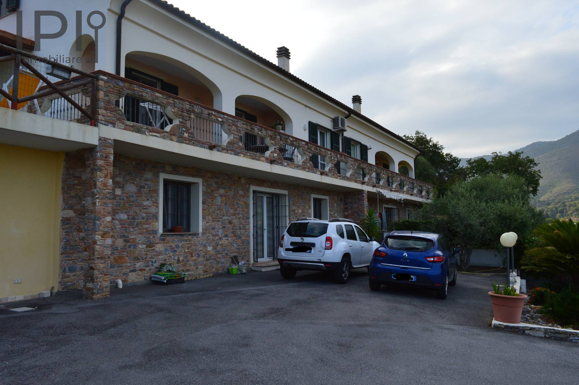 Villa / Villetta - Semindipendente in vendita a Cisano sul Neva