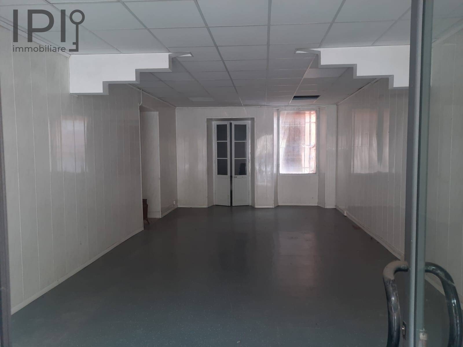 Locale Commerciale / Negozio in vendita a Dego