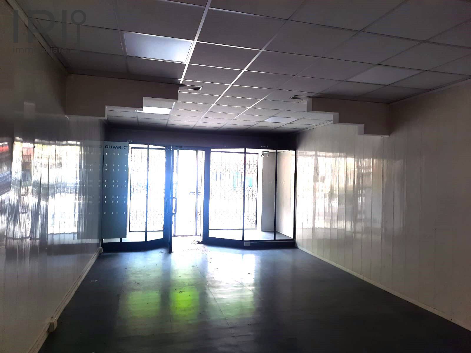 Locale Commerciale / Negozio in vendita a Dego