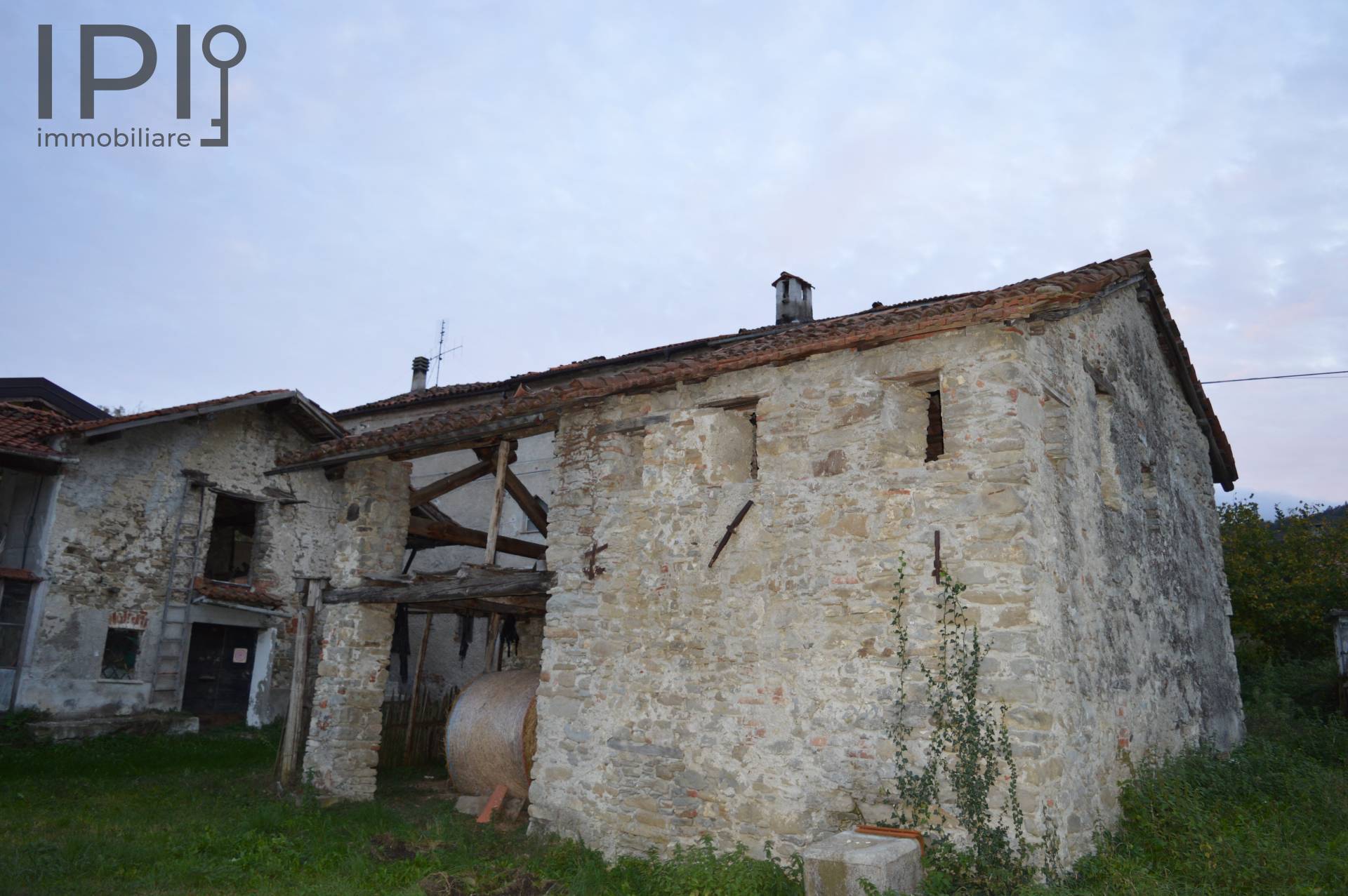 Casa Rustica - Semindipendente in vendita a Saliceto