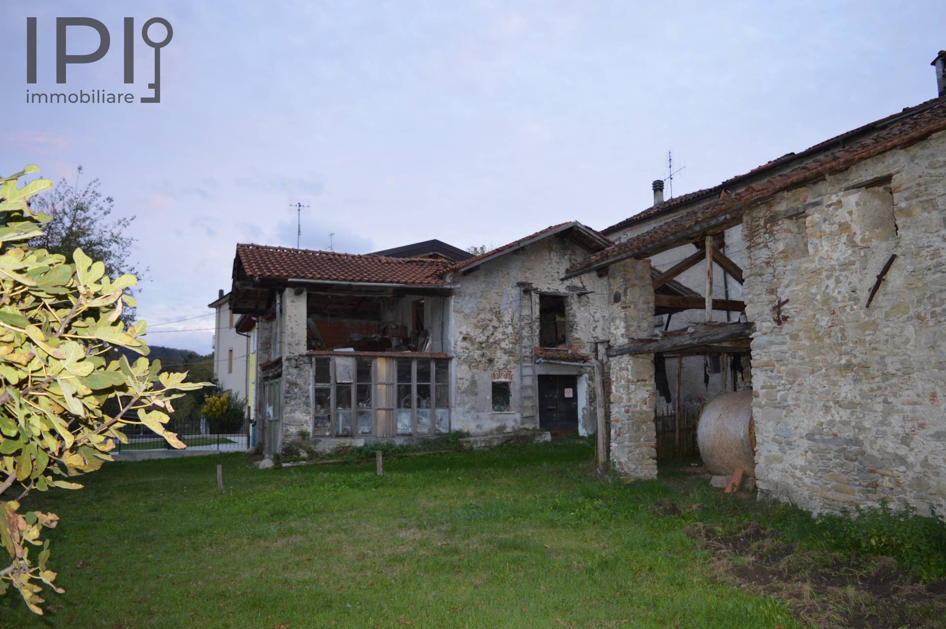 Casa Rustica - Semindipendente in vendita a Saliceto
