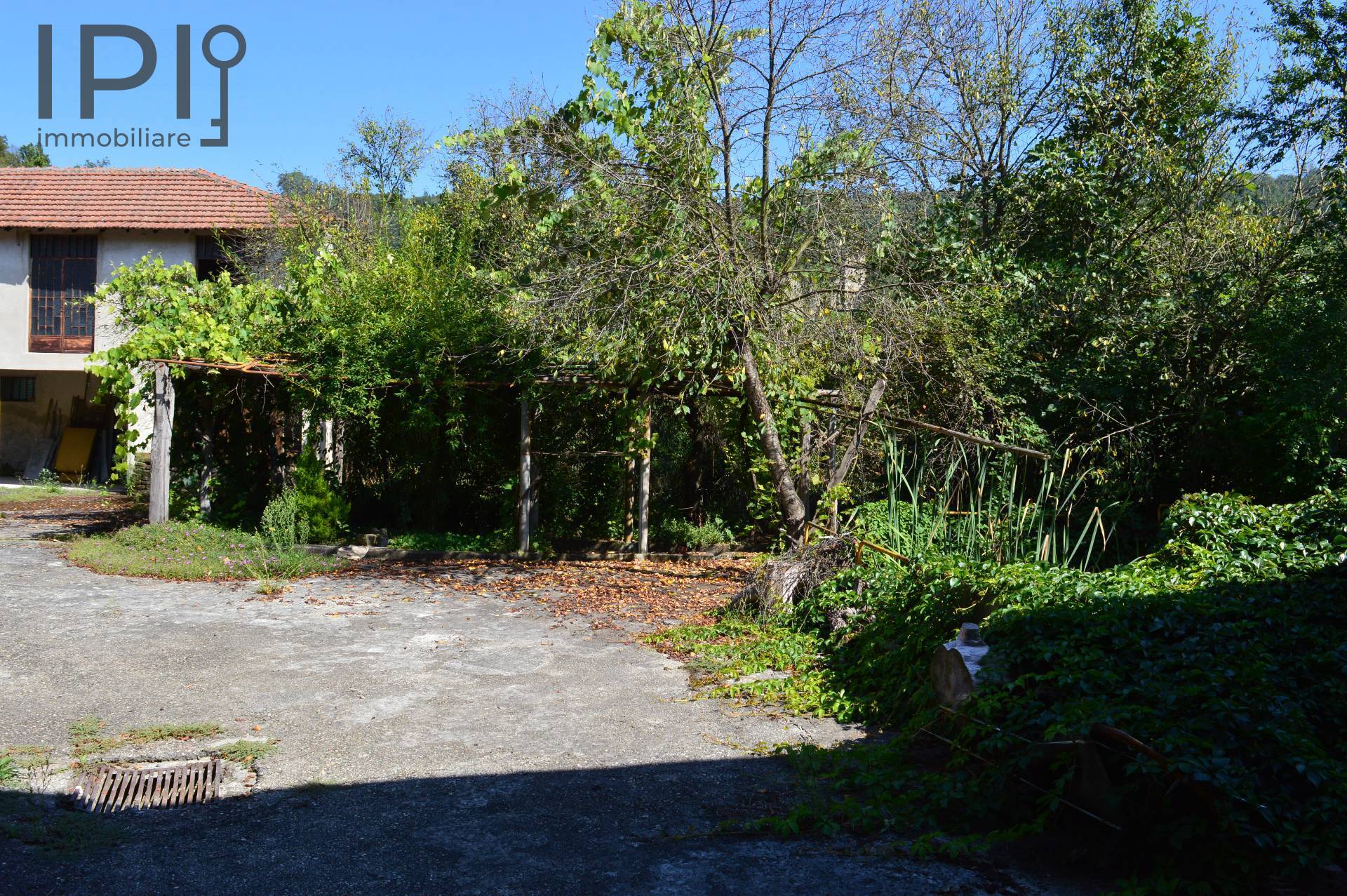 Casa - Semindipendente in vendita a Gorzegno