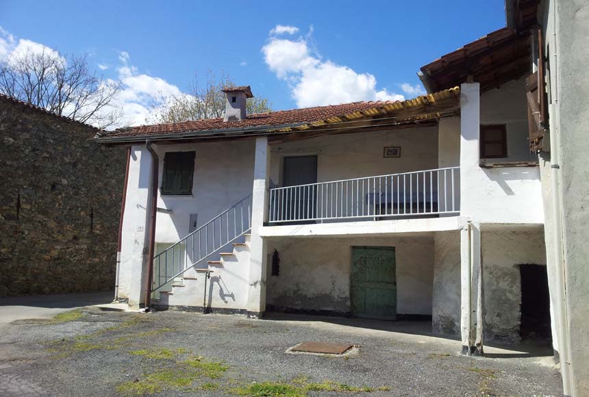Casa - Semindipendente in vendita a Piana Crixia