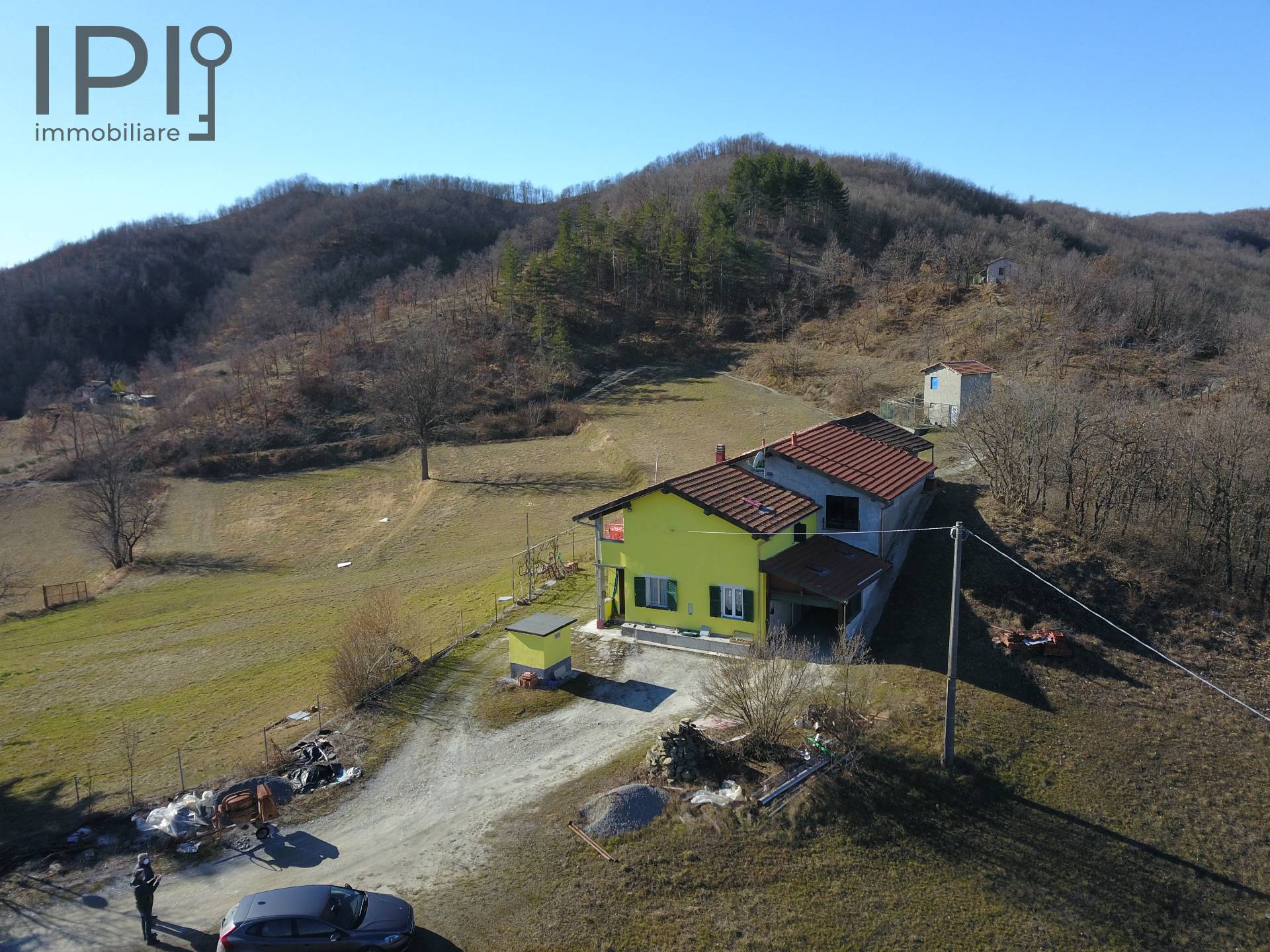 Cascinale / Podere in vendita a Dego
