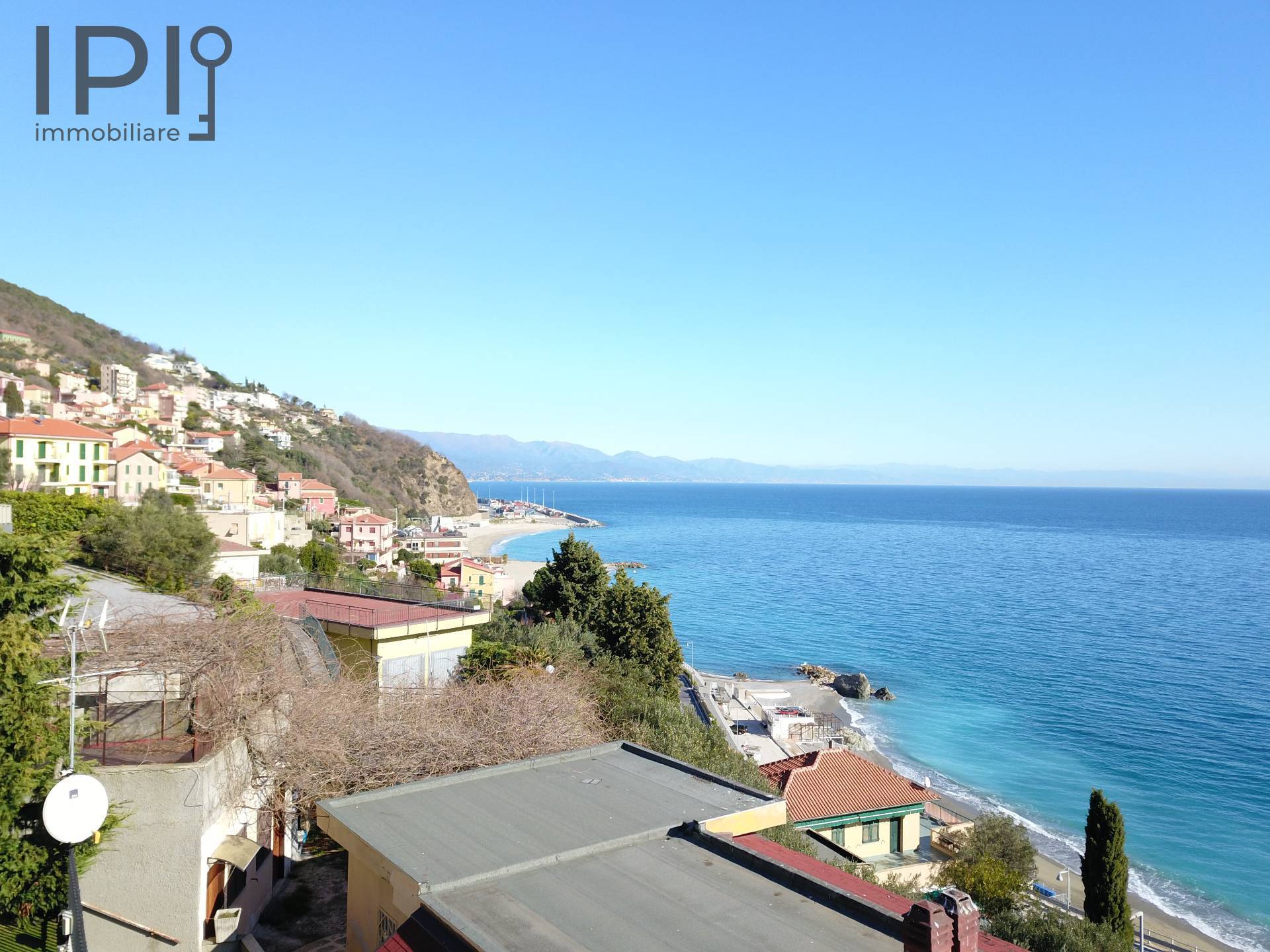 Villa / Villetta in vendita a Bergeggi