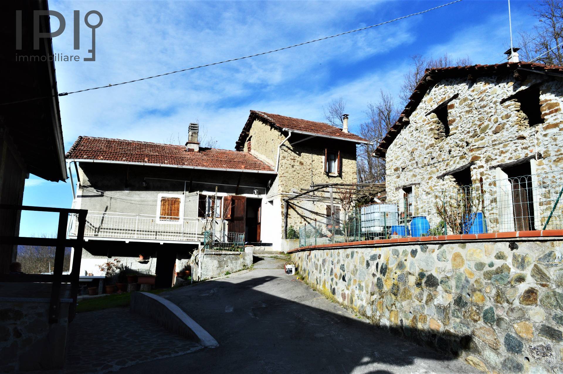 Casa in vendita a Dego