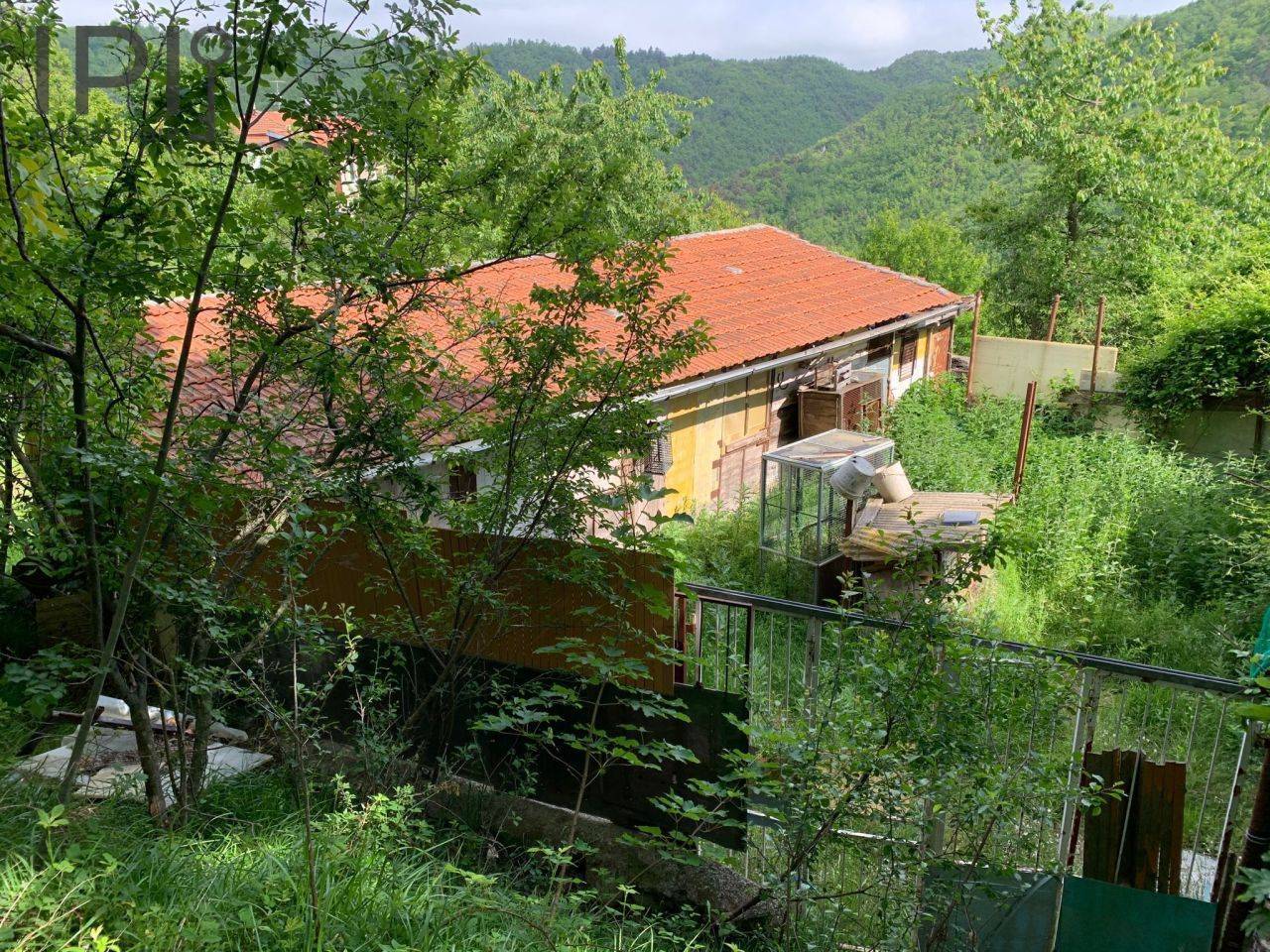 Casa - Semindipendente in vendita a Pallare, Biestro