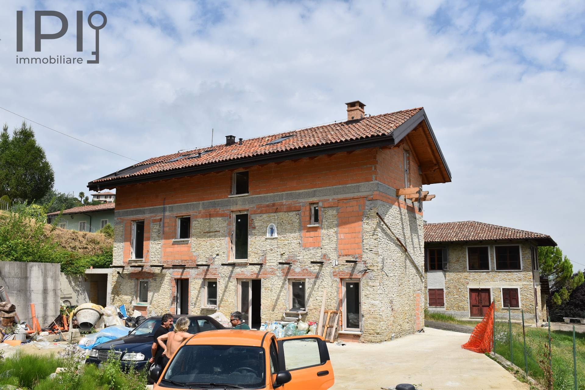 Villa / Villetta in vendita a Santo Stefano Belbo