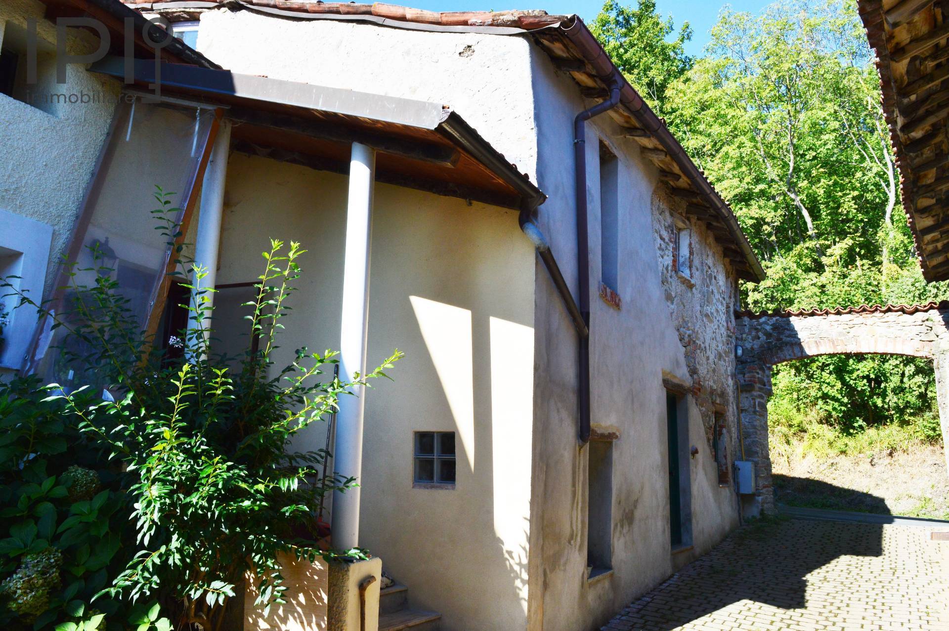 Casa Rustica - Semindipendente in vendita a Plodio, Plodio Alto