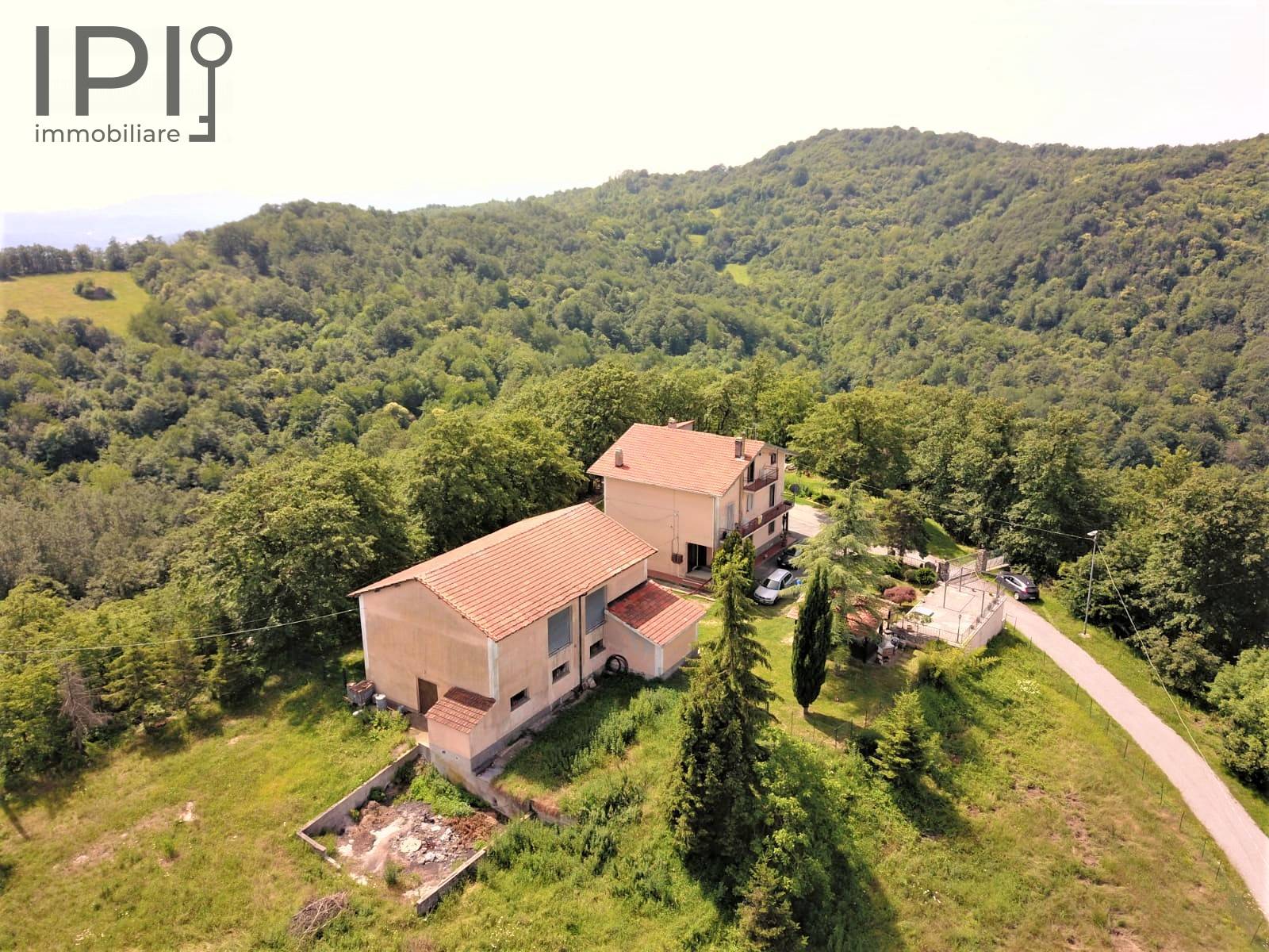 Villa Padronale in vendita a Cairo Montenotte, Monti