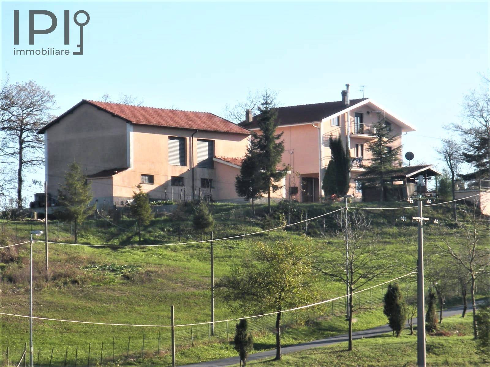 Villa Padronale in vendita a Cairo Montenotte, Monti