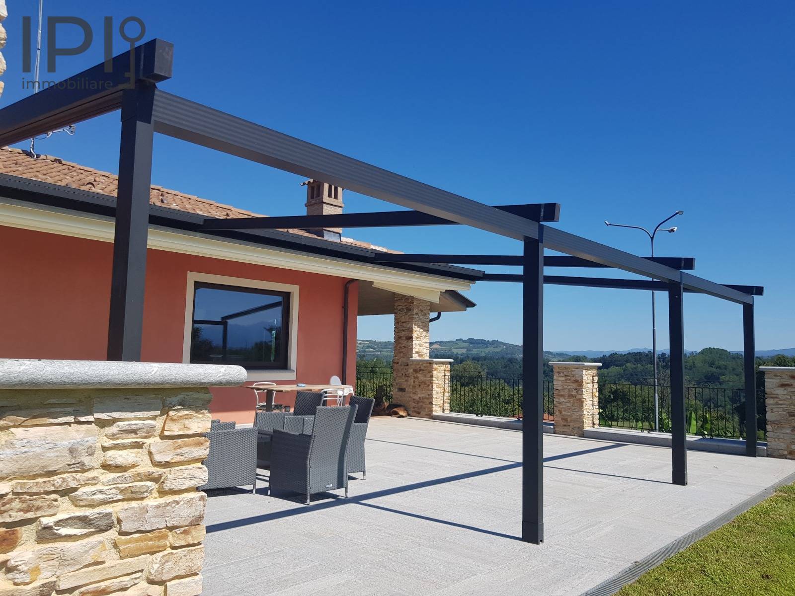 Villa / Villetta in vendita a Carr