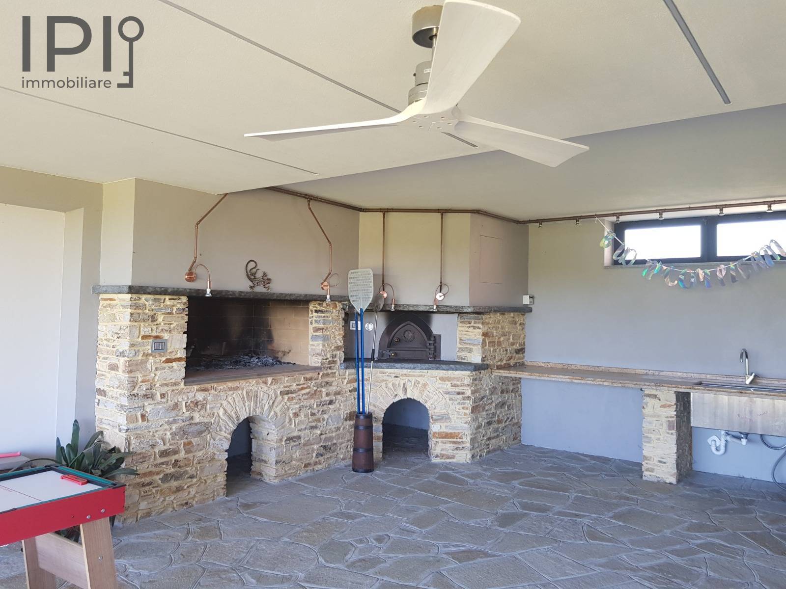 Villa / Villetta in vendita a Carr