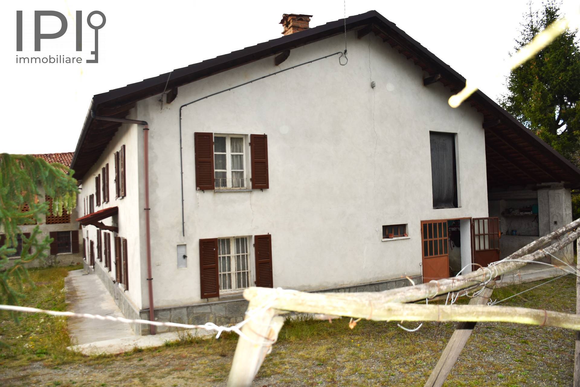 Cascinale / Podere in vendita a Rocchetta Palafea, Palareta