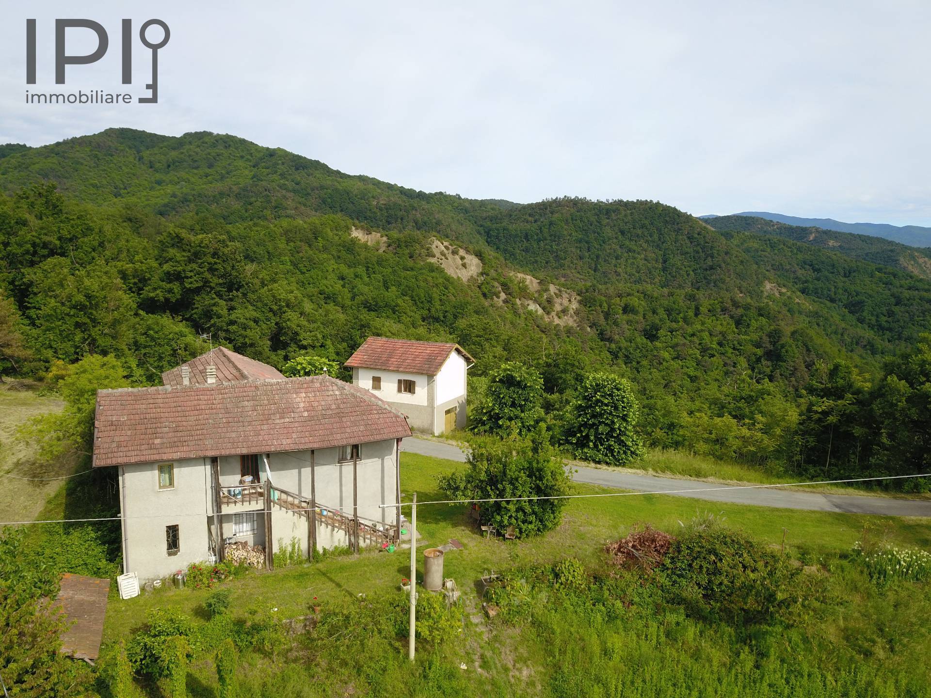 Casa in vendita a Ponzone