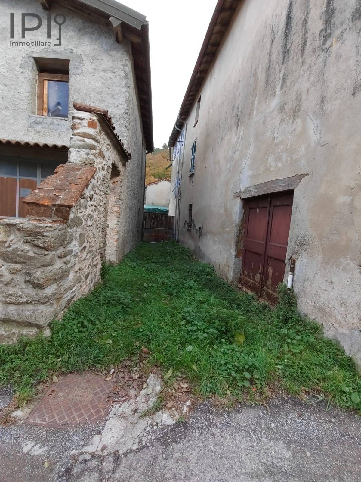 Casa in vendita a Mallare, Eremita