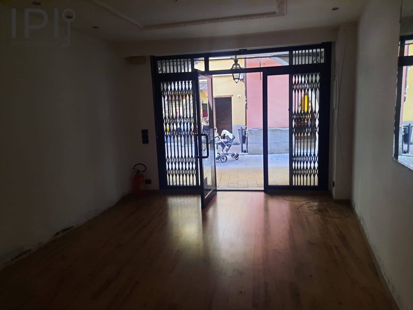 Attivita' Commerciale in affitto a Cairo Montenotte