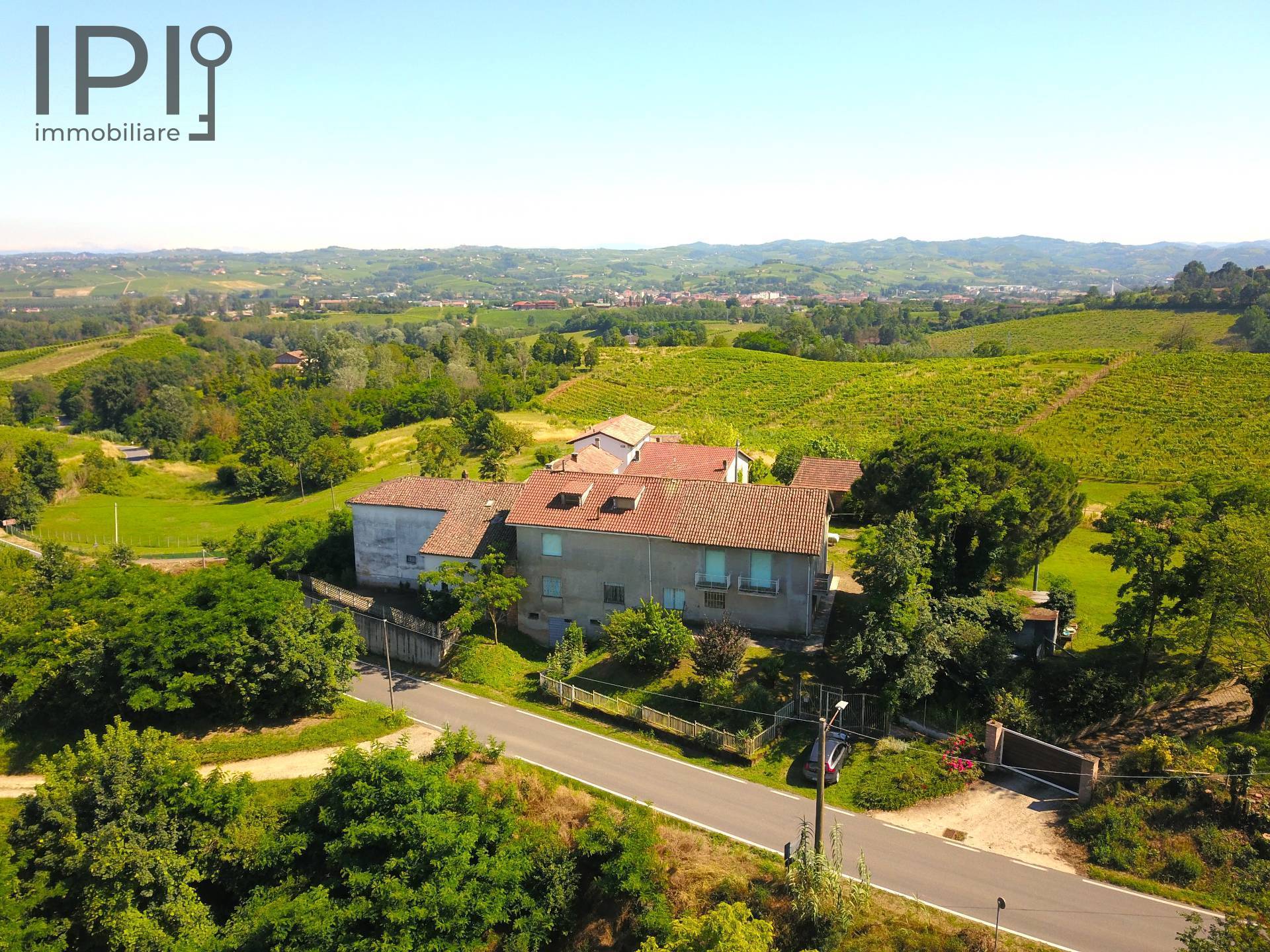 Casa Rustica in vendita a Vaglio Serra, La Serra