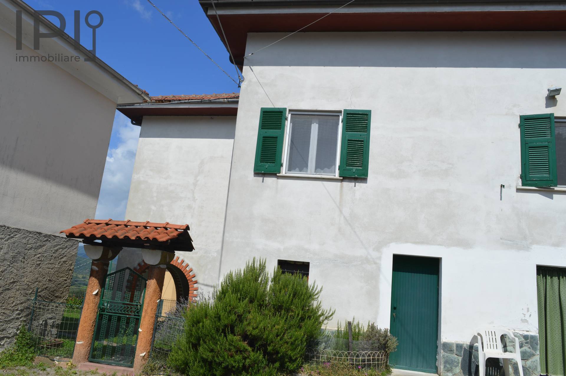 Casa - Semindipendente in vendita a Dego, Piano