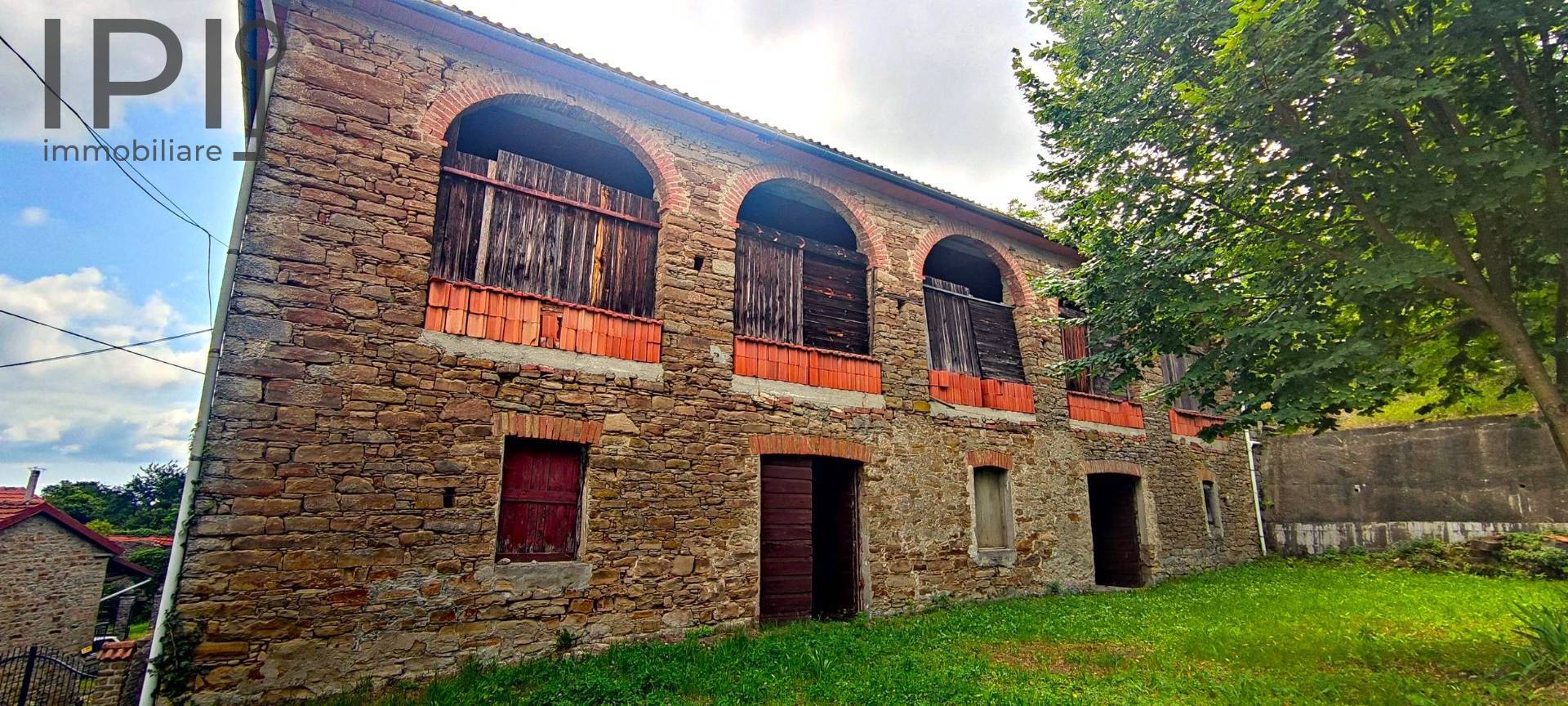 Casa Rustica in vendita a Roccaverano