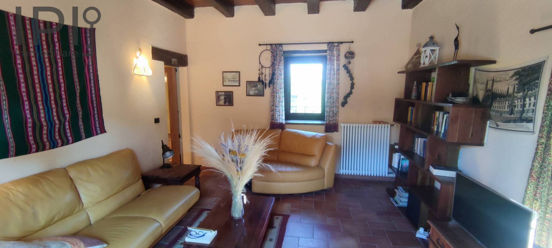 Cascinale / Podere in vendita a Bosia