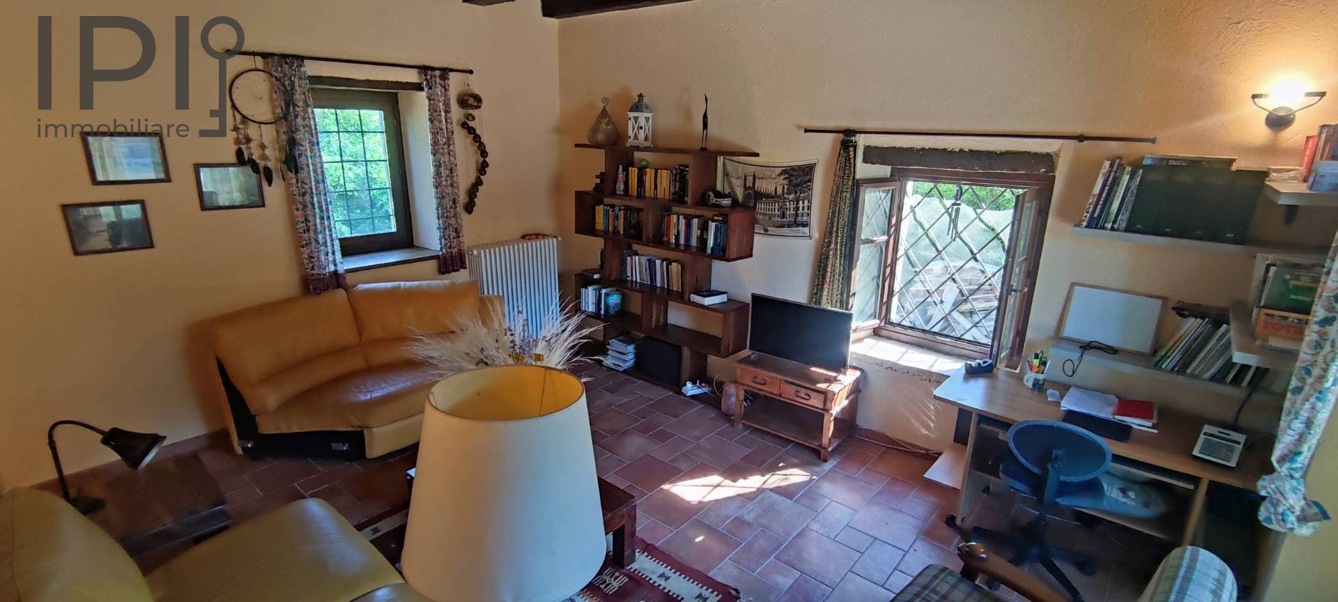 Cascinale / Podere in vendita a Bosia