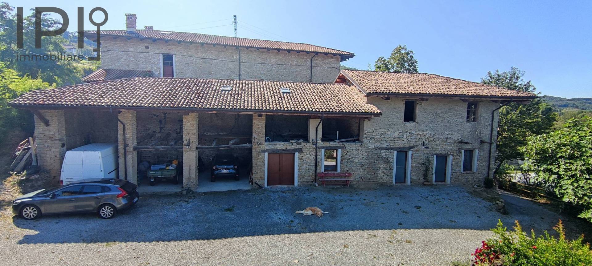 Cascinale / Podere in vendita a Bosia