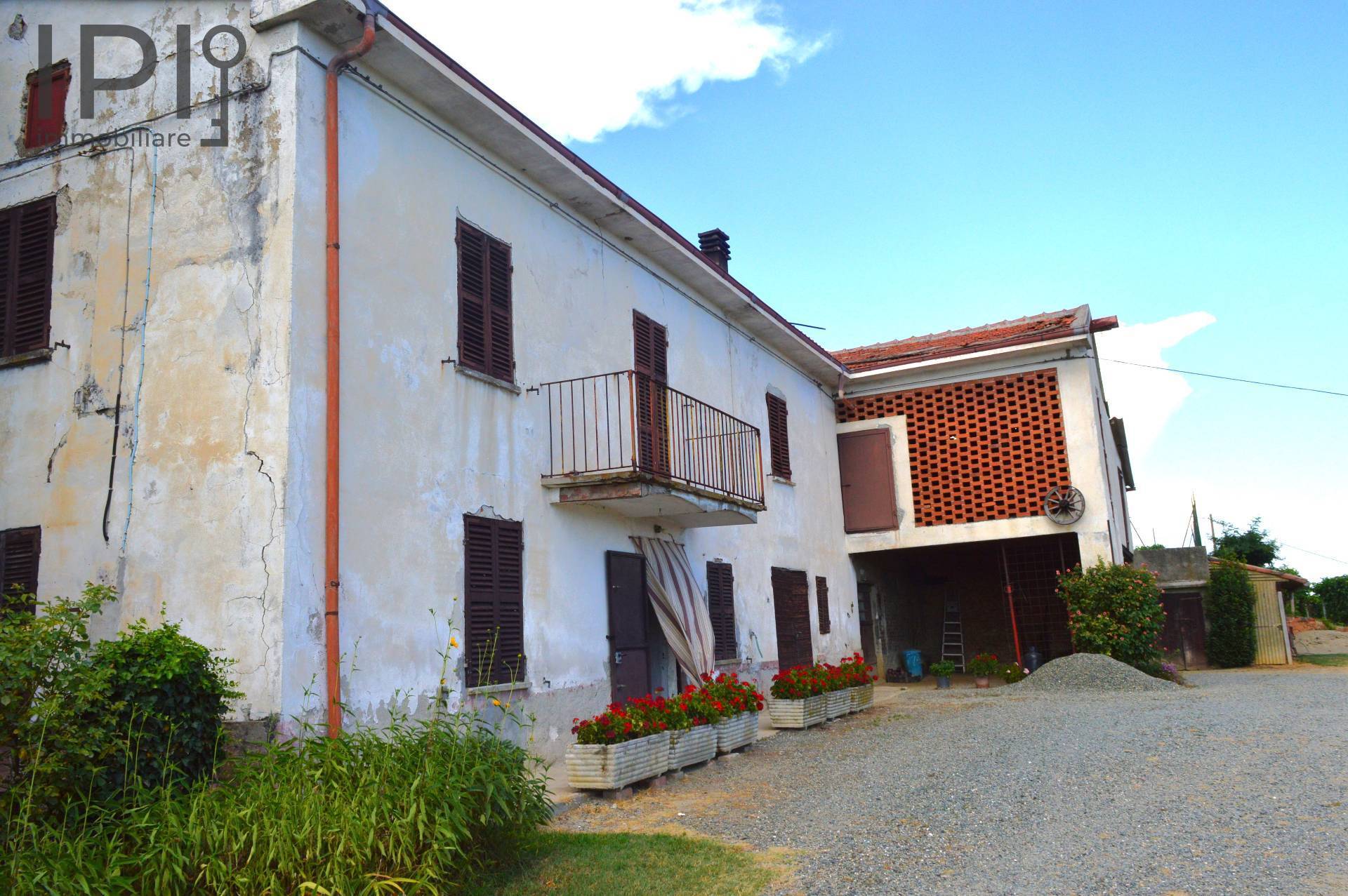 Cascinale / Podere in vendita a Quaranti
