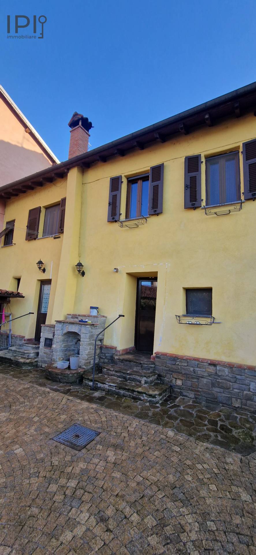 Casa - Semindipendente in vendita a Cairo Montenotte, Rocchetta