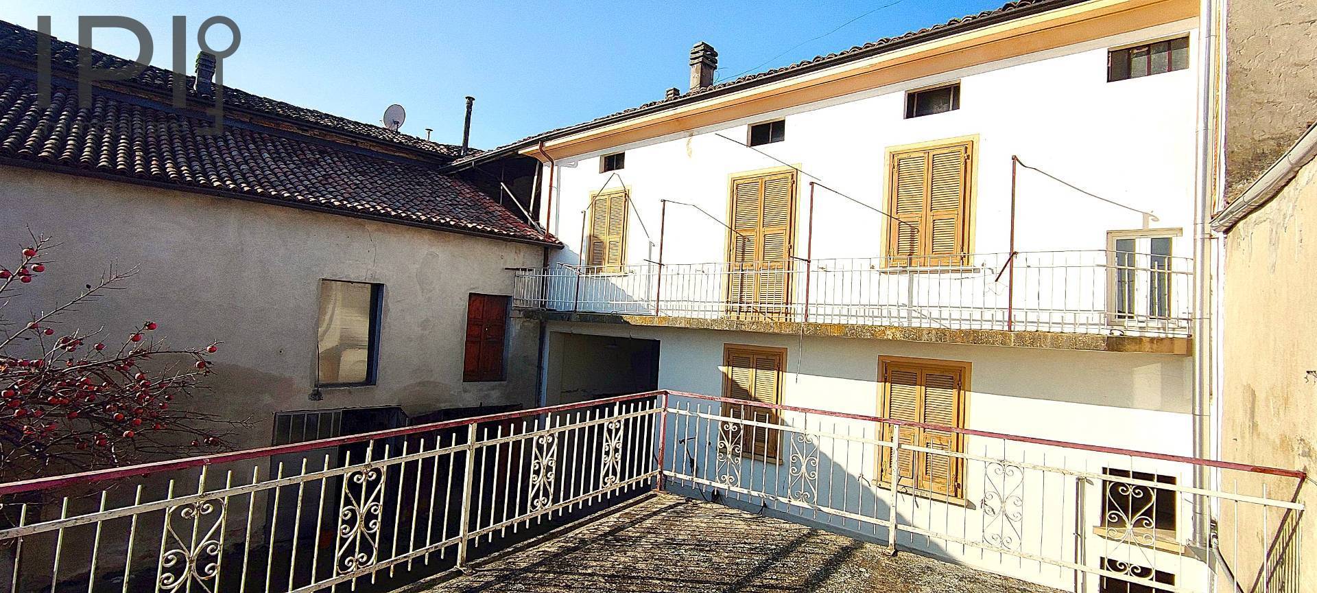 Casa - Semindipendente in vendita a Castel Rocchero