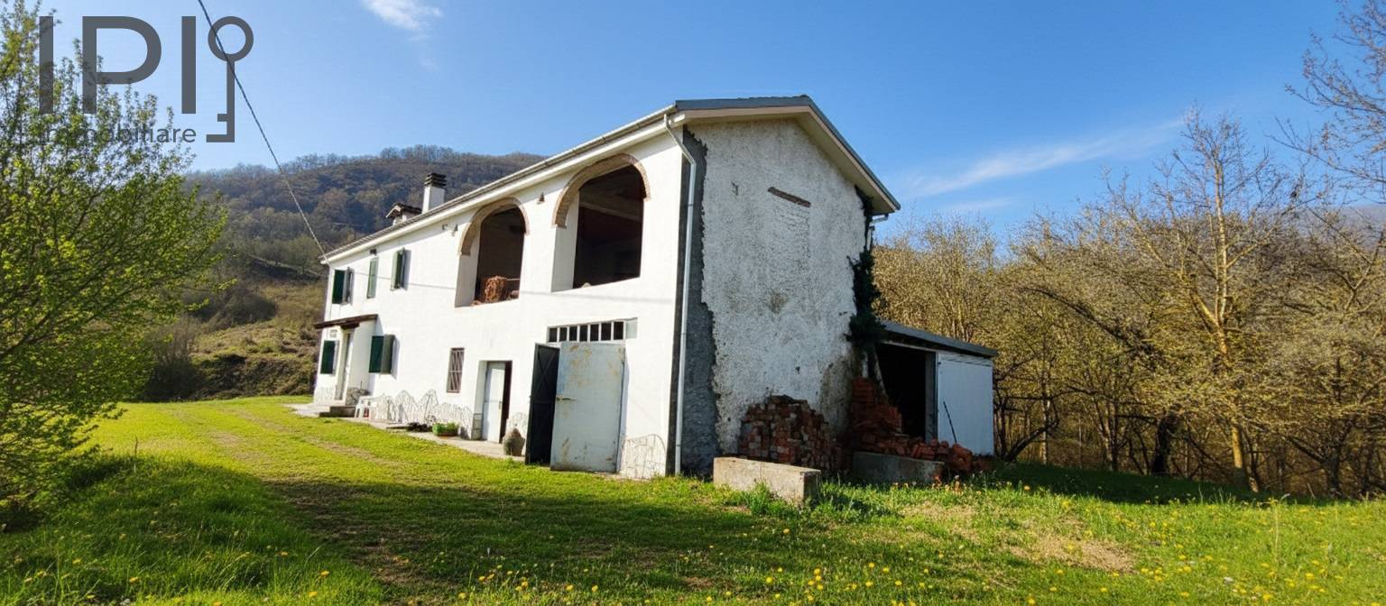 Cascinale / Podere in vendita a Spigno Monferrato