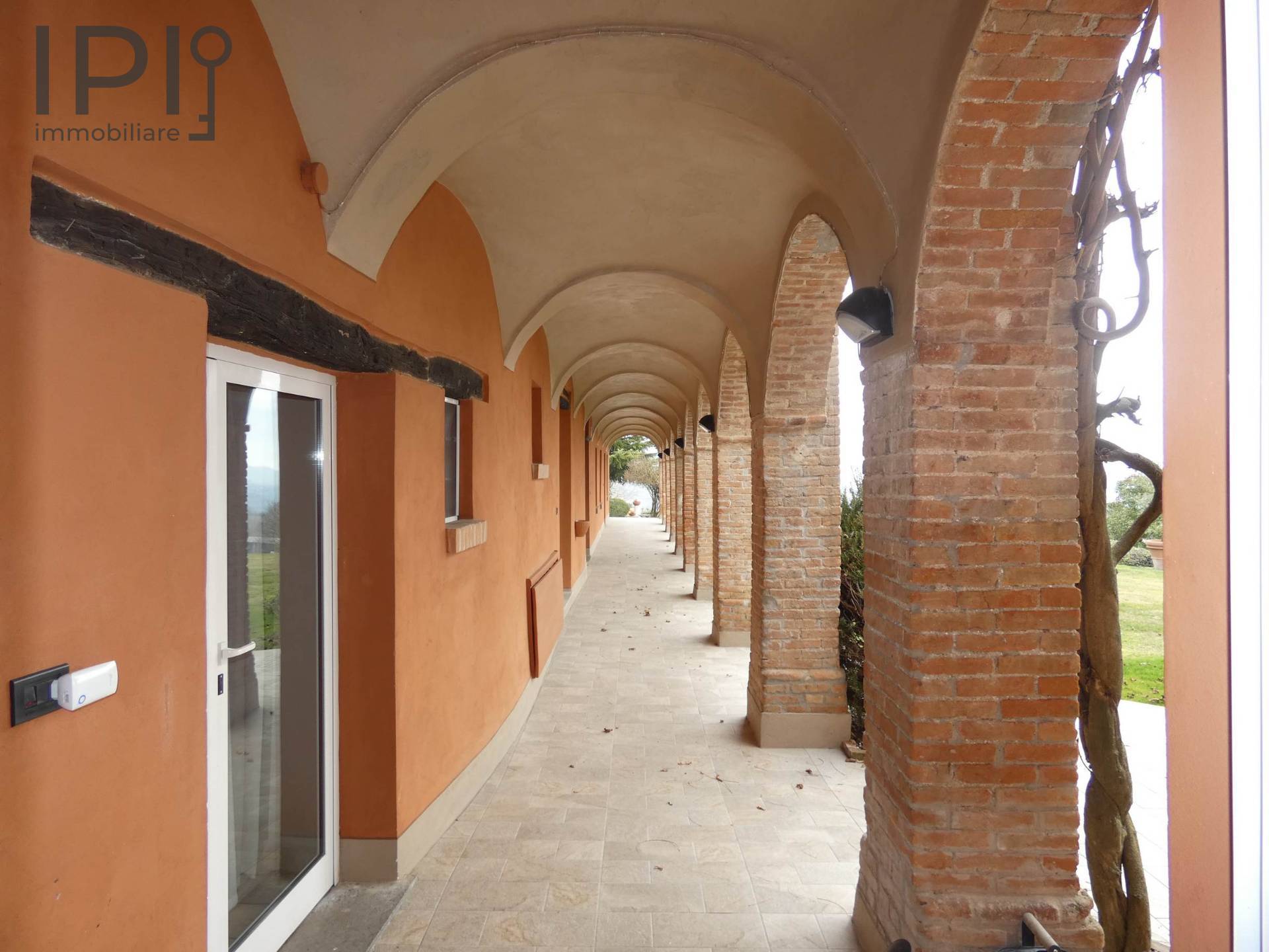 Villa Padronale in vendita a Monastero Bormida