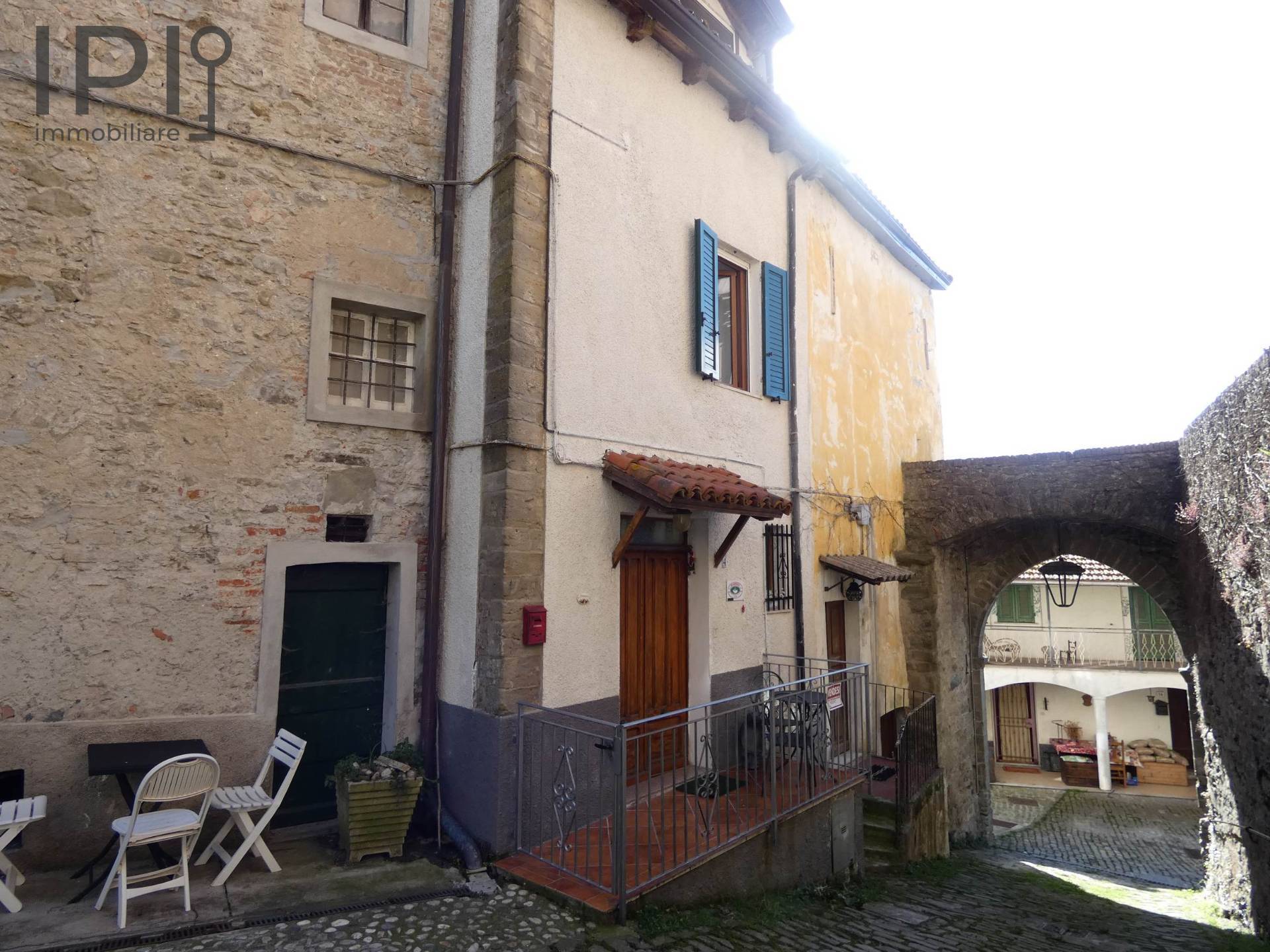 Casa - Semindipendente in vendita a Pareto