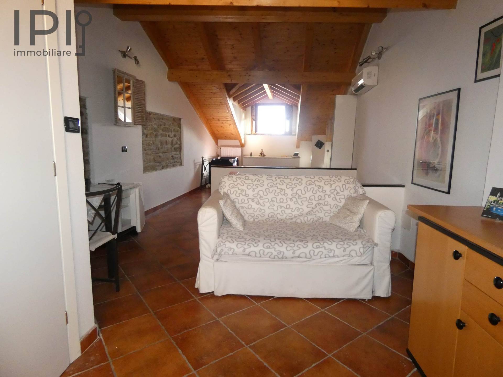 Casa - Semindipendente in vendita a Pareto